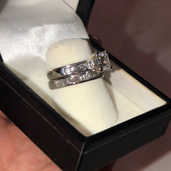 Diamond Engagement and Wedding Rings GIA Certified - Picture 5 of 8